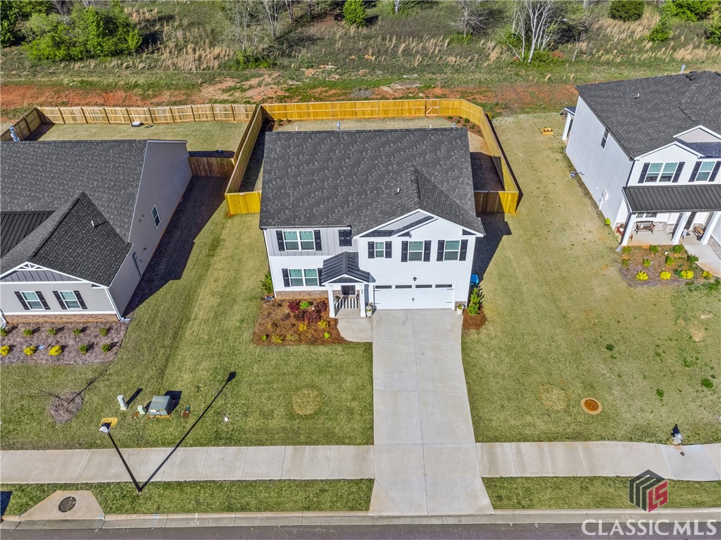 988 Graham Campbell Lane