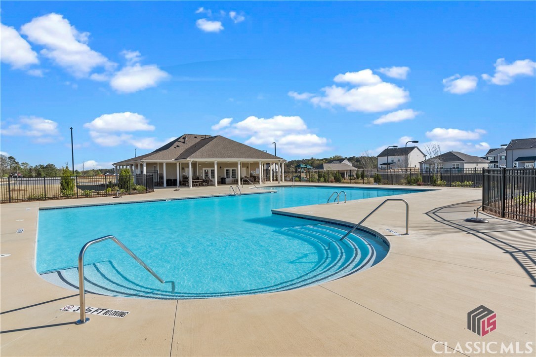 988 Graham Campbell Lane