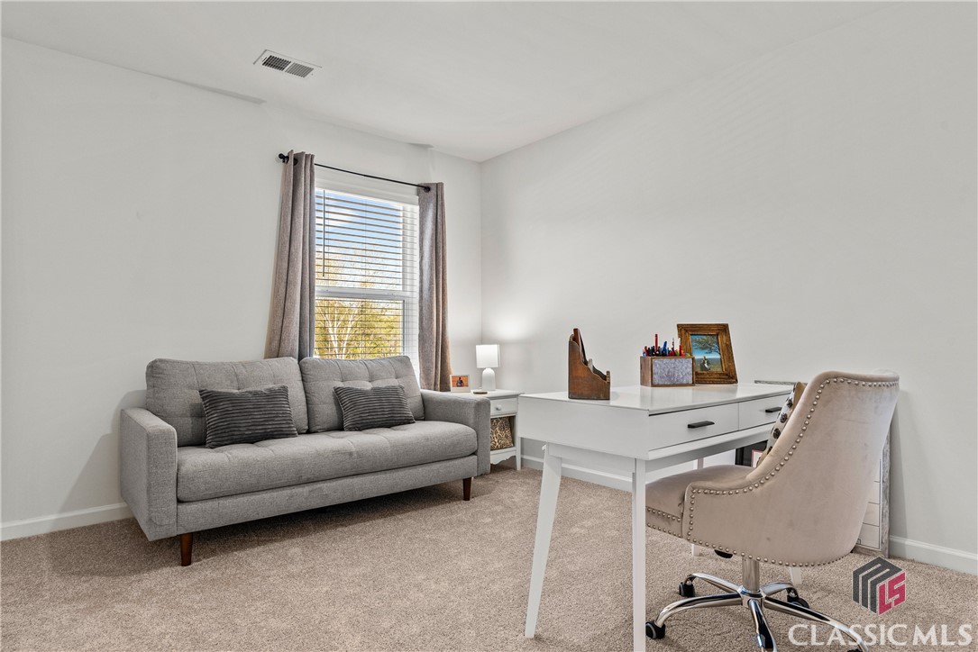 988 Graham Campbell Lane