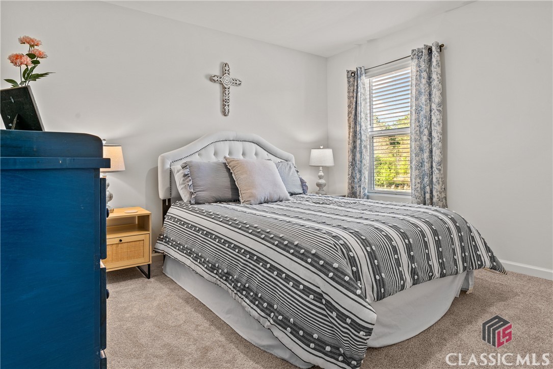 988 Graham Campbell Lane