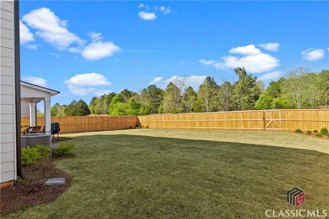 988 Graham Campbell Lane