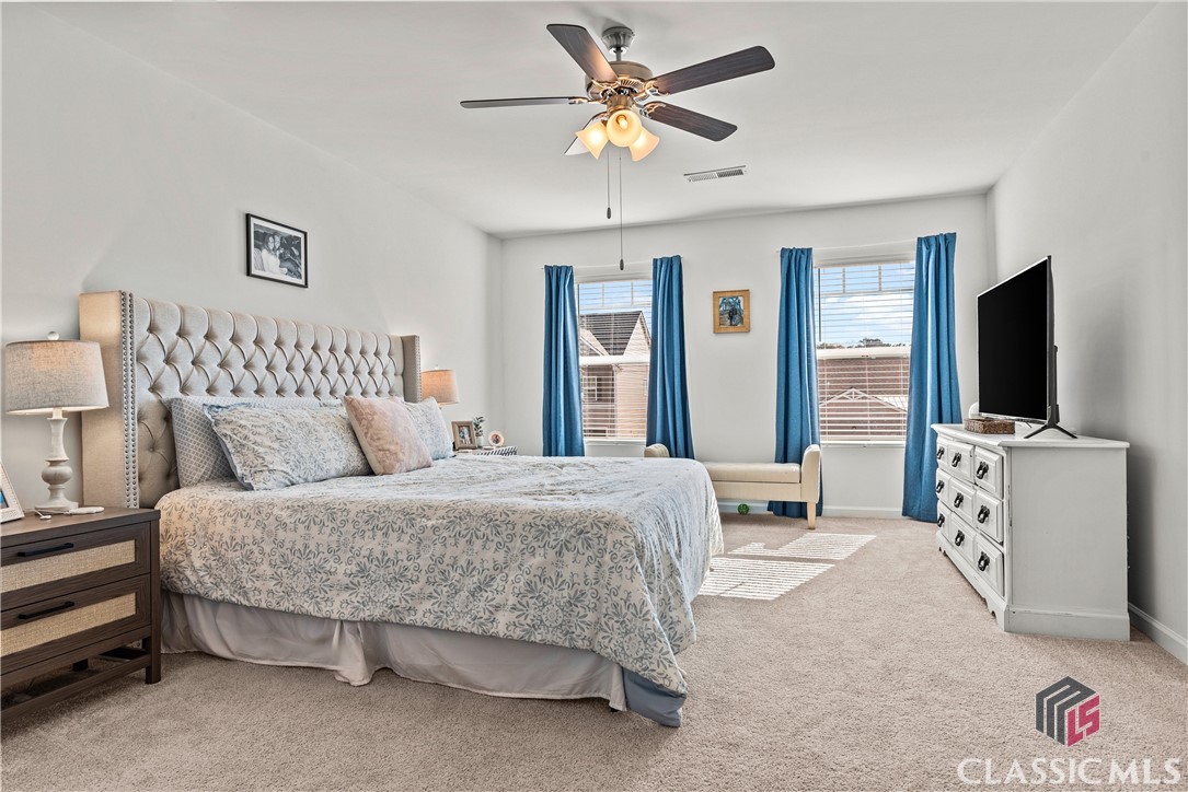 988 Graham Campbell Lane