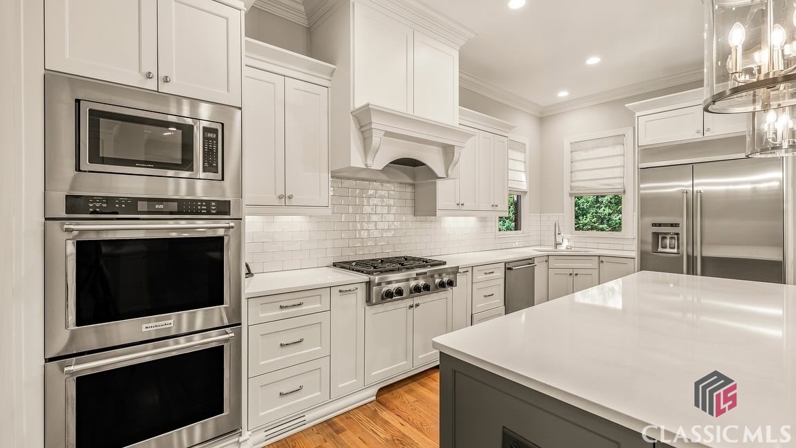 1700 W Fitzgerald Lane