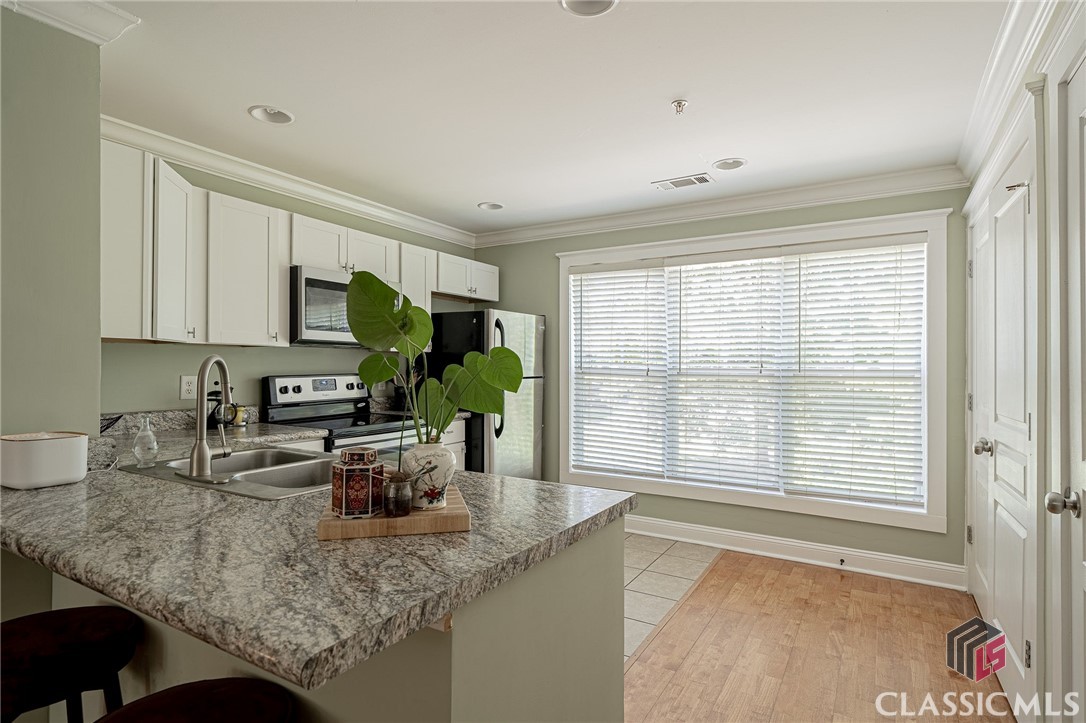 490 Barnett Shoals Road 238