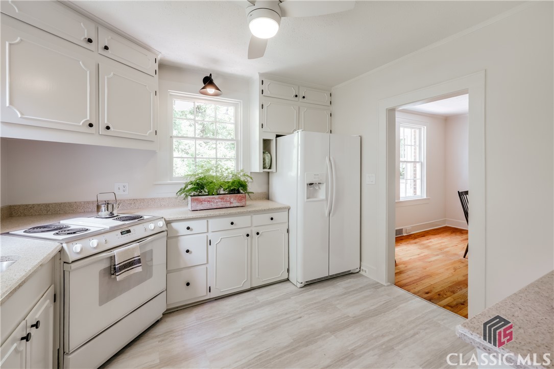 170 Westview Drive