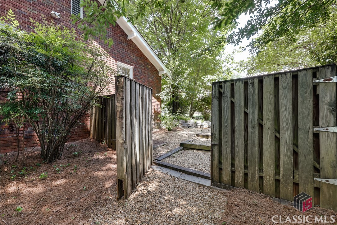 170 Westview Drive