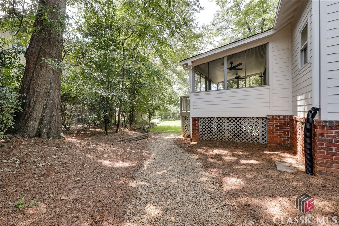 170 Westview Drive