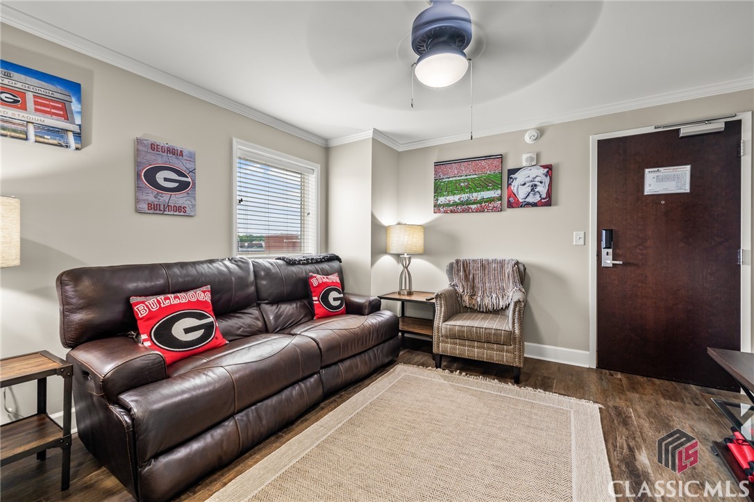 250 W Broad Street 601