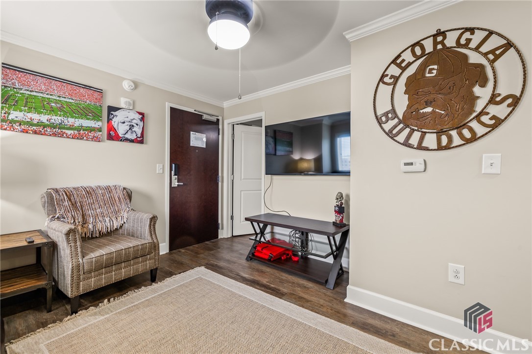 250 W Broad Street 601