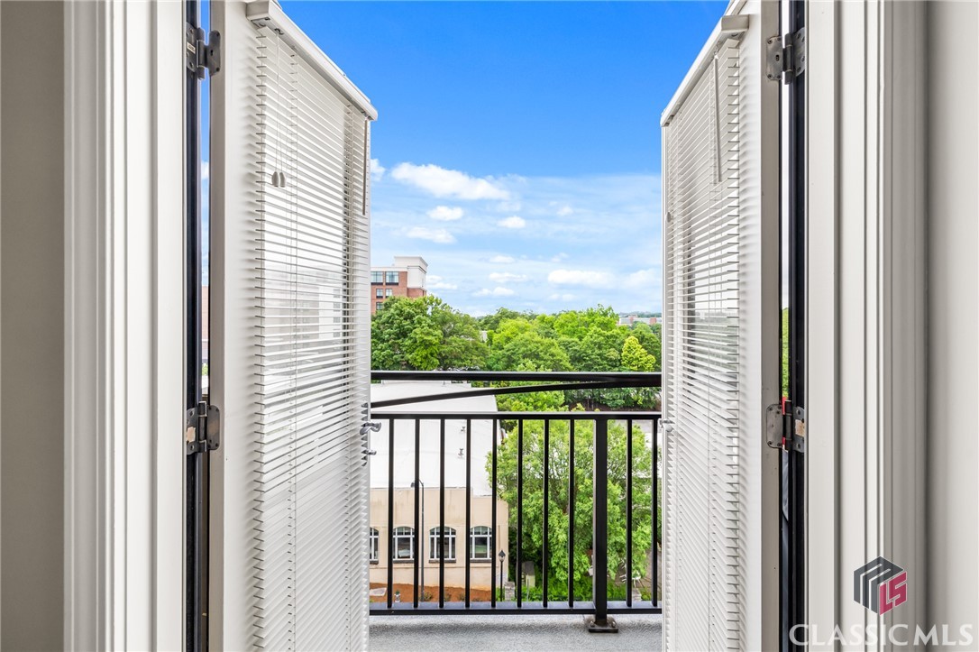 250 W Broad Street 601