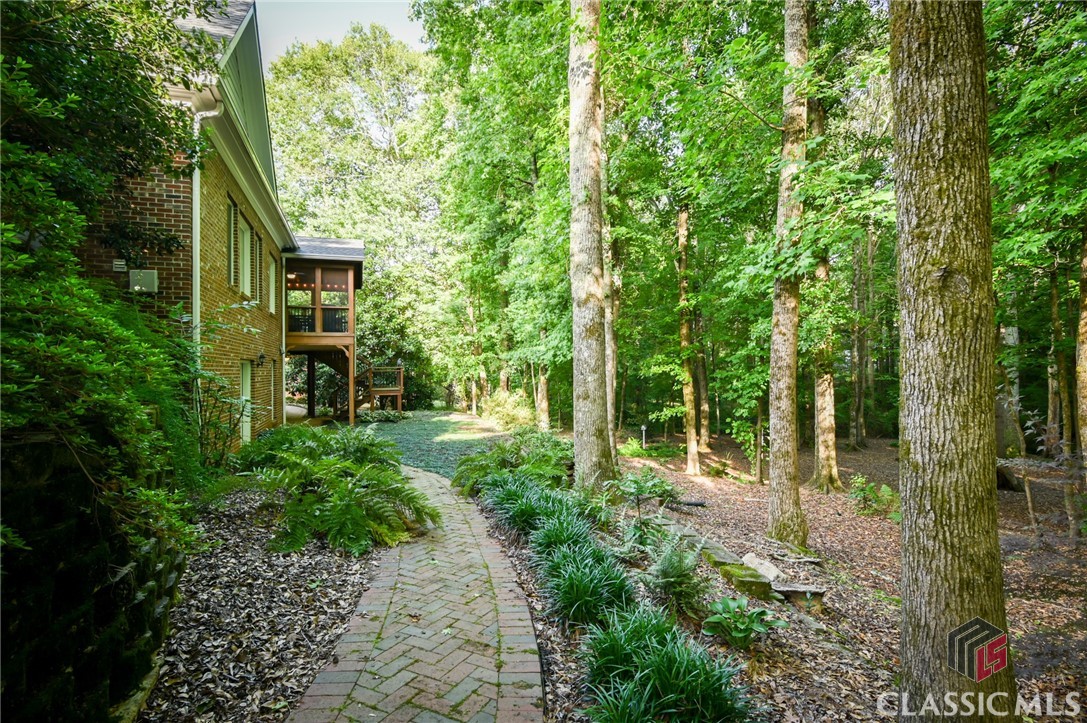 1221 Dials Plantation Drive