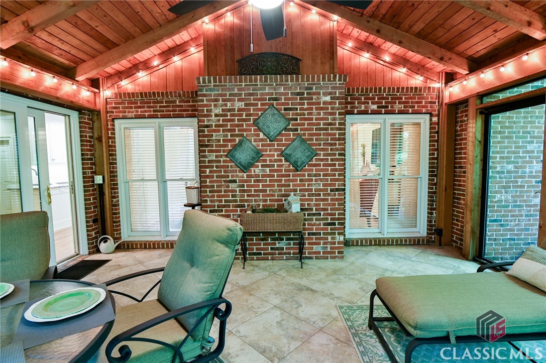 1221 Dials Plantation Drive