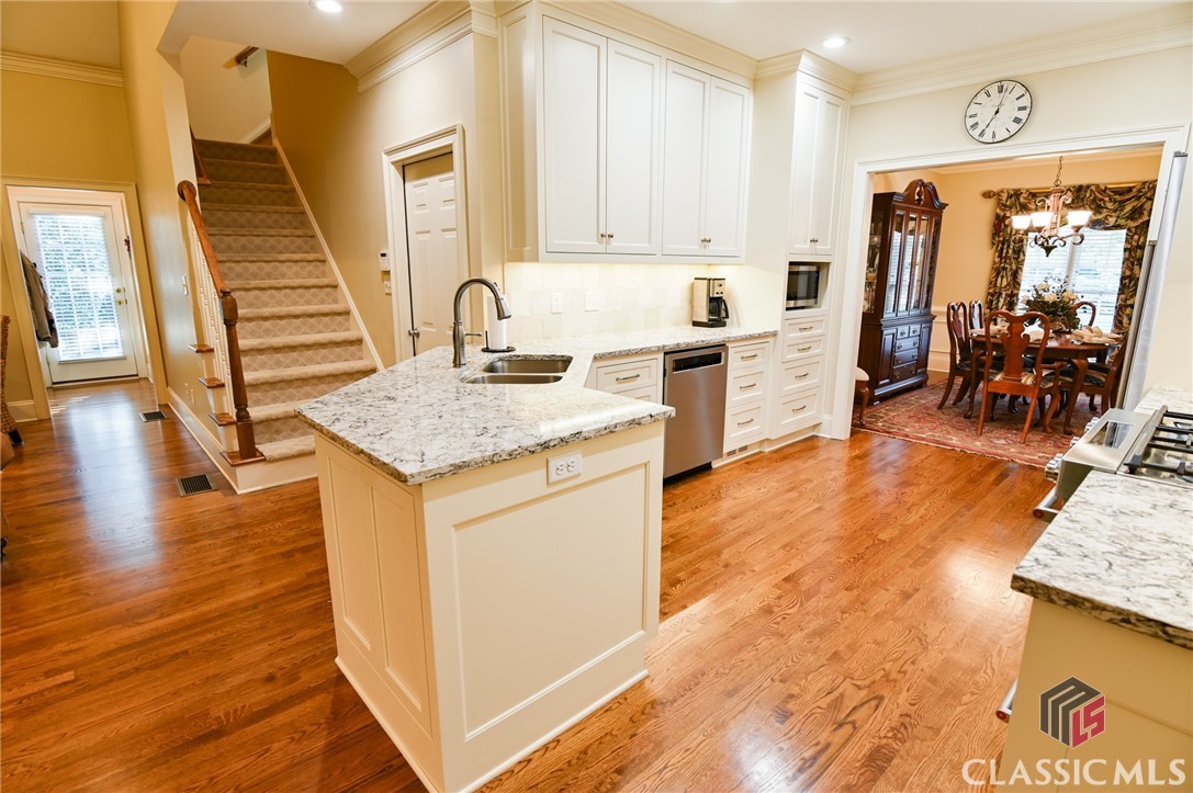 1221 Dials Plantation Drive