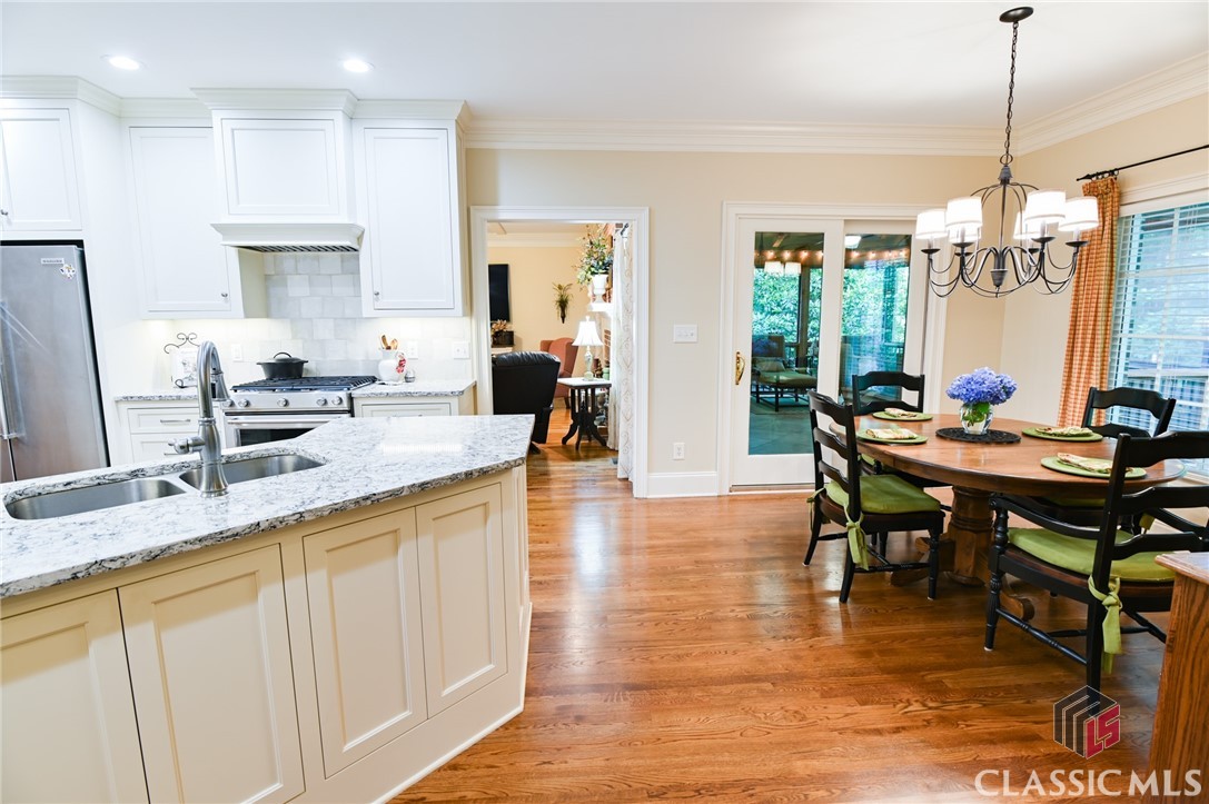 1221 Dials Plantation Drive