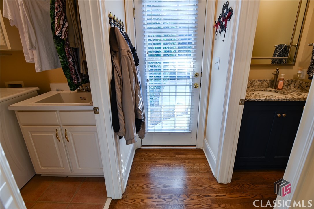 1221 Dials Plantation Drive