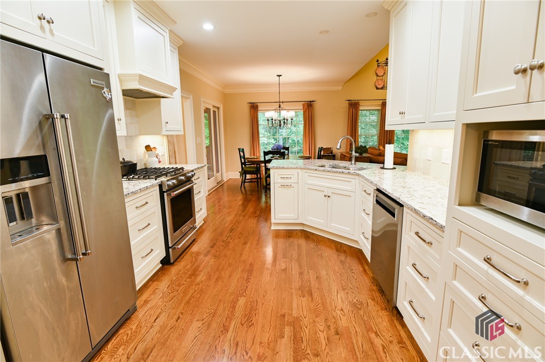 1221 Dials Plantation Drive