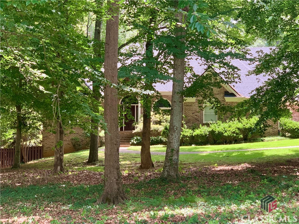 1230 Scarlet Oak Circle