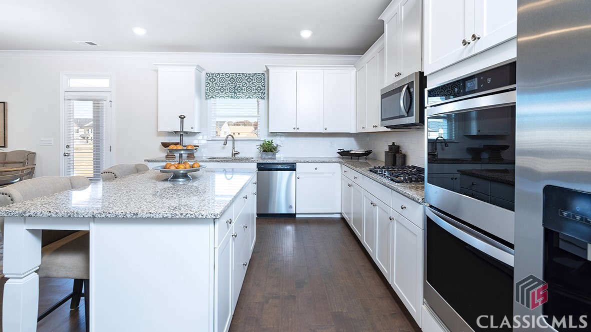 1605 Riverpoint Drive 04E