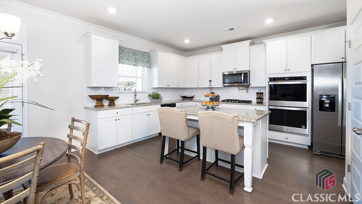 1605 Riverpoint Drive 04E