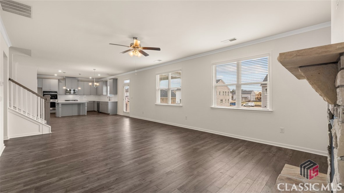 1605 Riverpoint Drive 04E