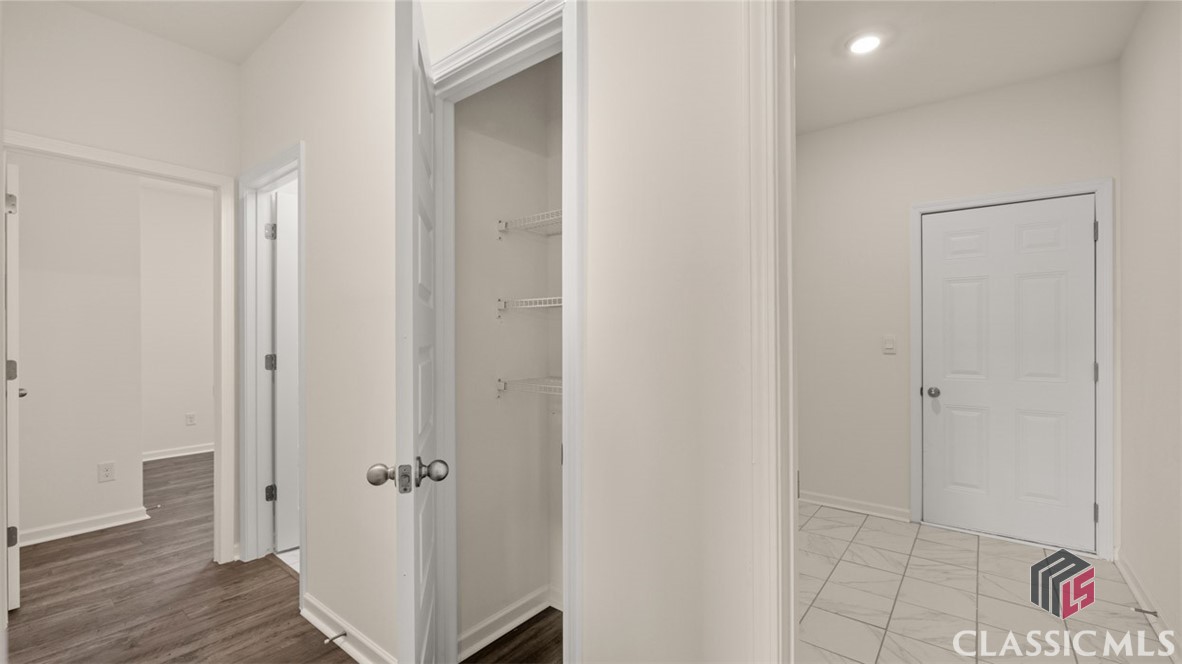 1605 Riverpoint Drive 04E