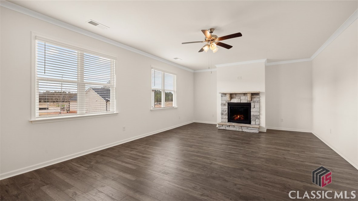 1605 Riverpoint Drive 04E