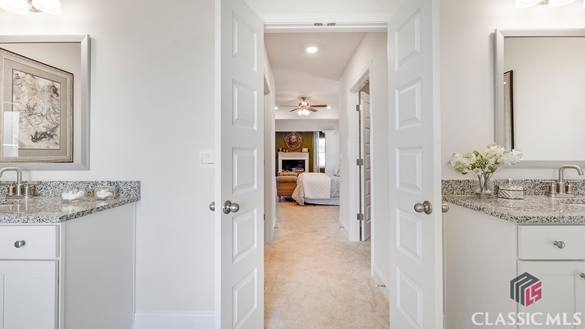 1605 Riverpoint Drive 04E