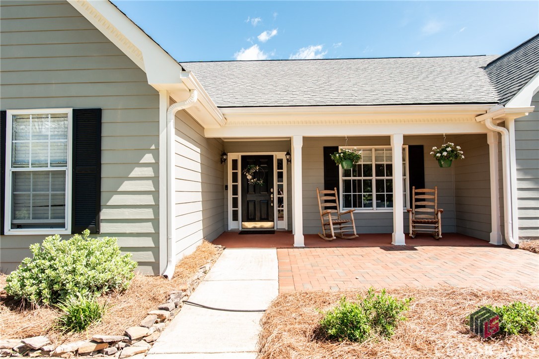 106 Niagara Drive