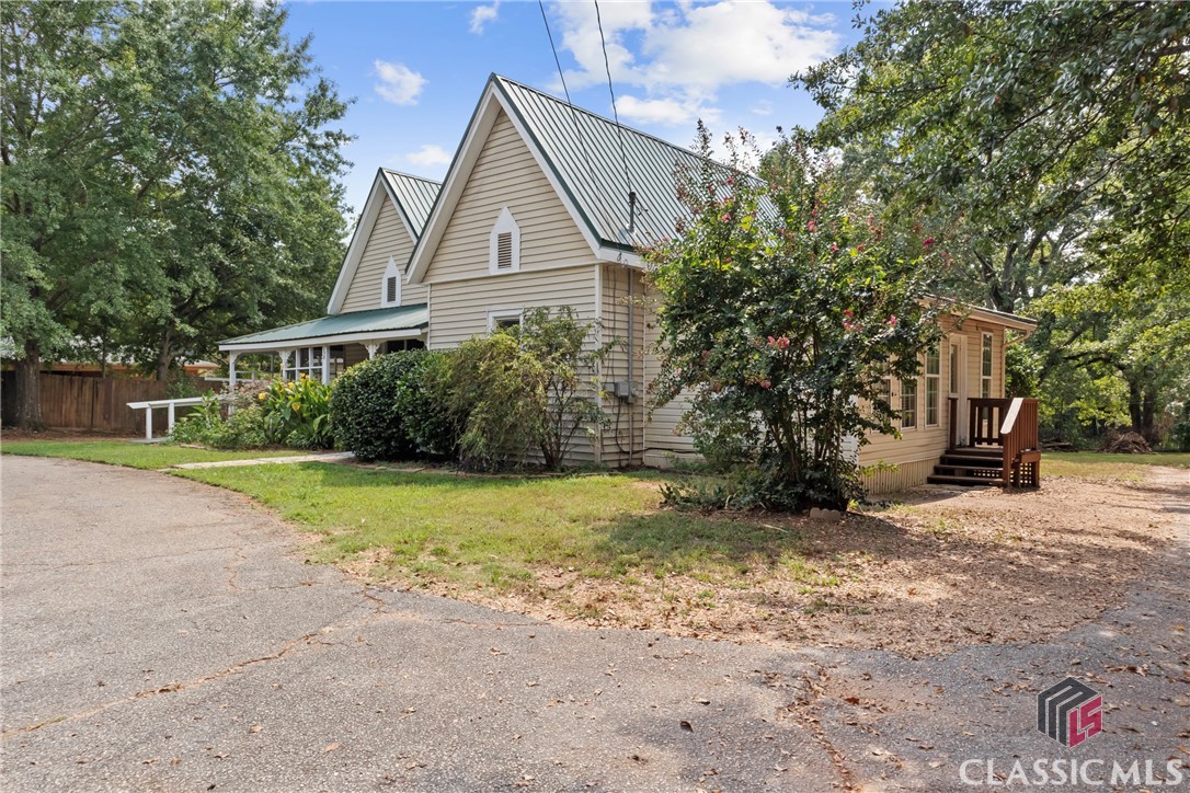 175 Glenn Carrie Road