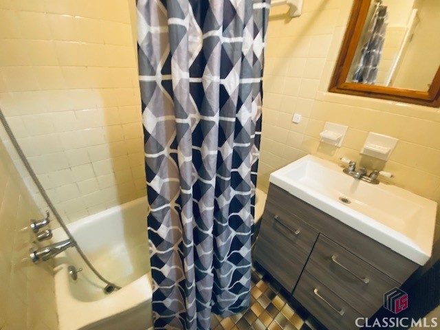 175 Glenn Carrie Road