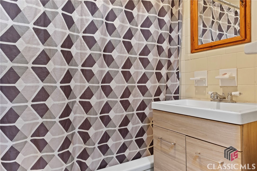 175 Glenn Carrie Road