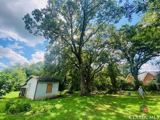 175 Glenn Carrie Road