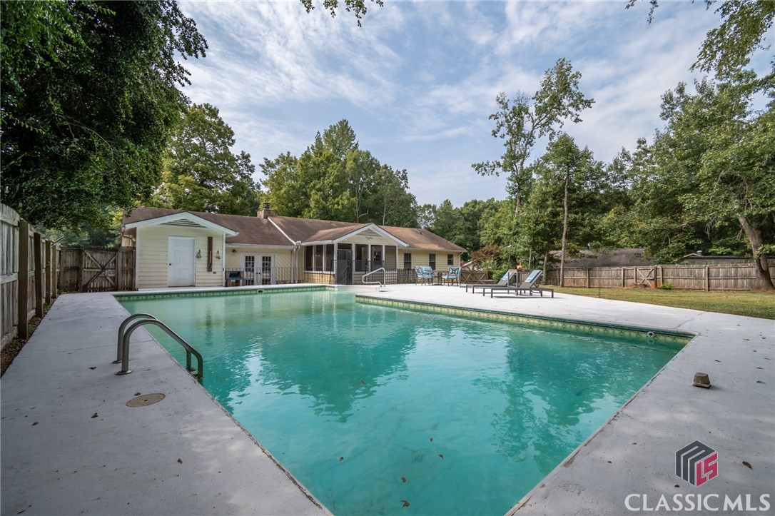 165 Fairlane Drive