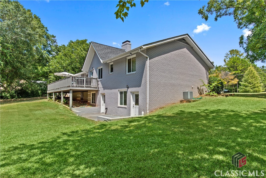 1150 Hillcrest Drive