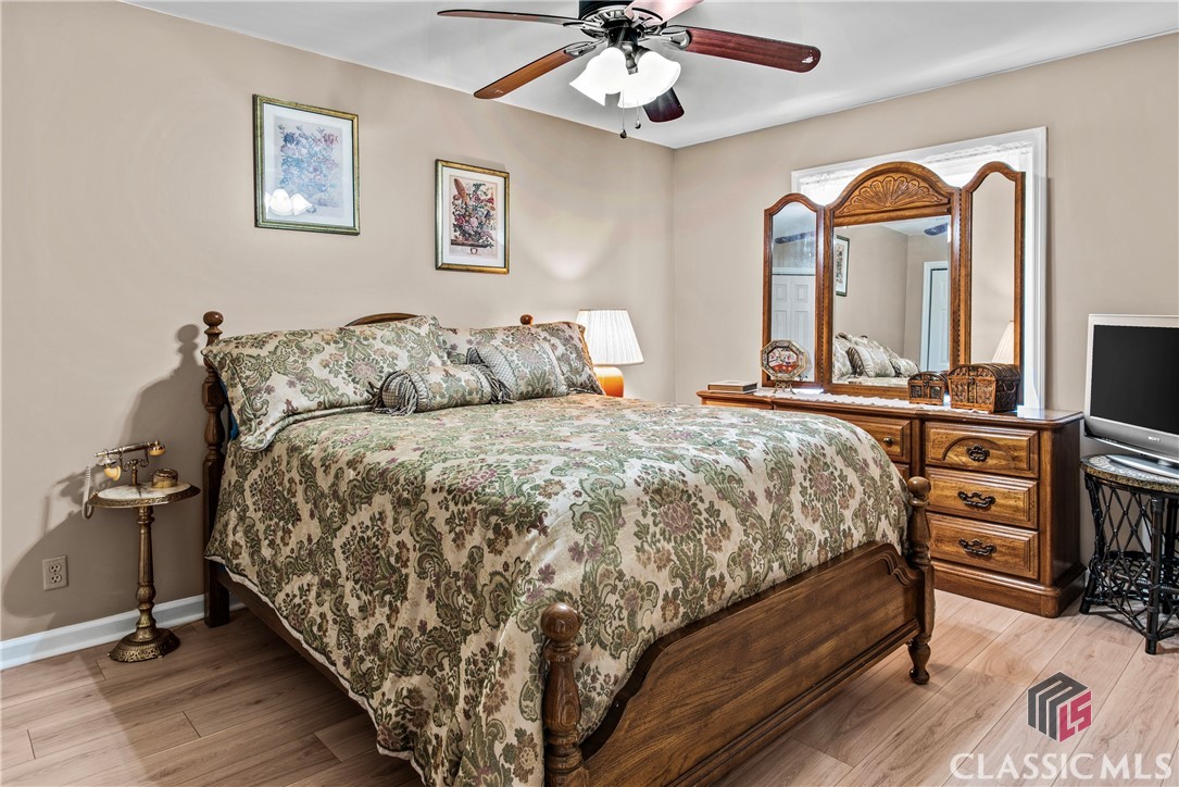 1150 Hillcrest Drive