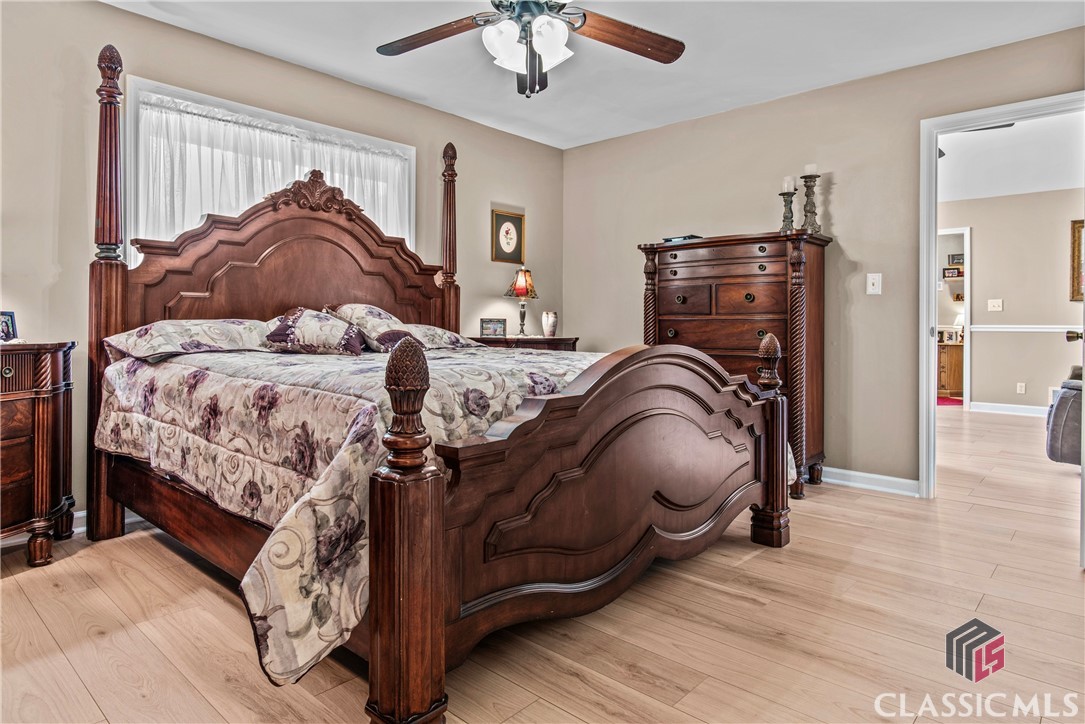 1150 Hillcrest Drive