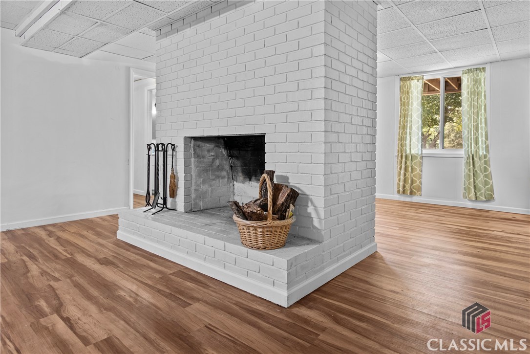 1150 Hillcrest Drive