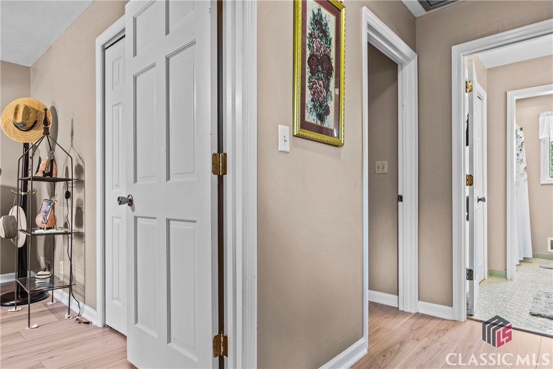 1150 Hillcrest Drive