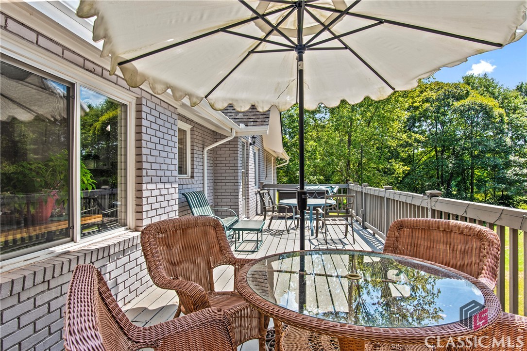 1150 Hillcrest Drive