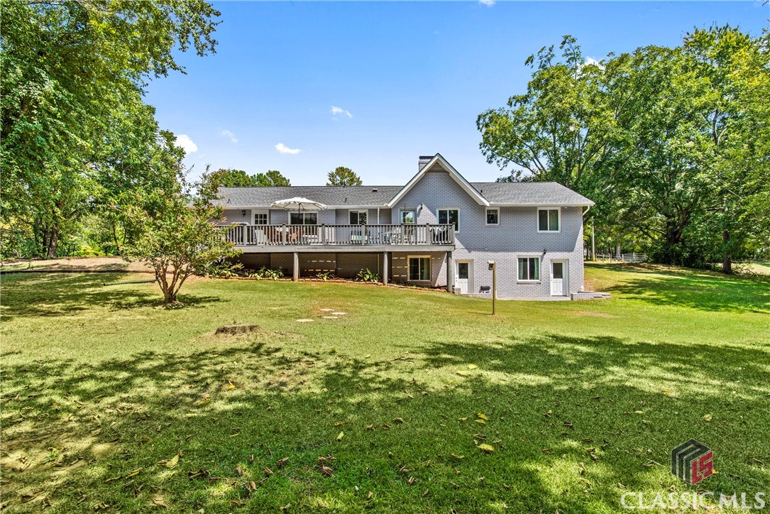 1150 Hillcrest Drive