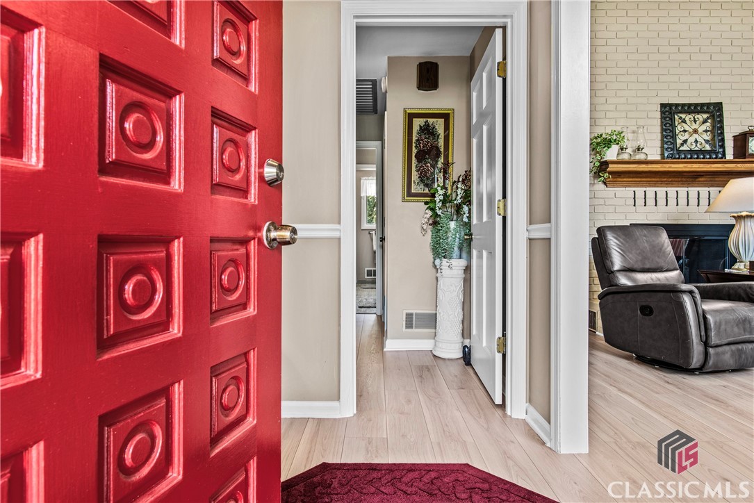 1150 Hillcrest Drive