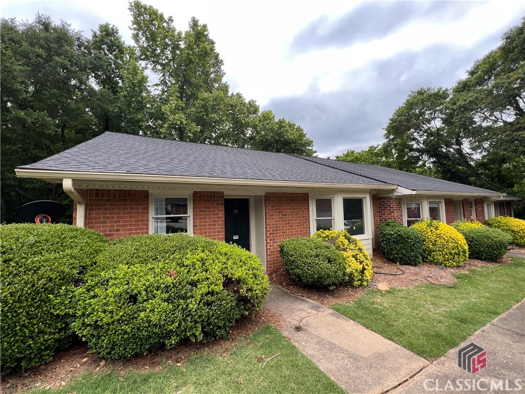 595 Macon Highway 12