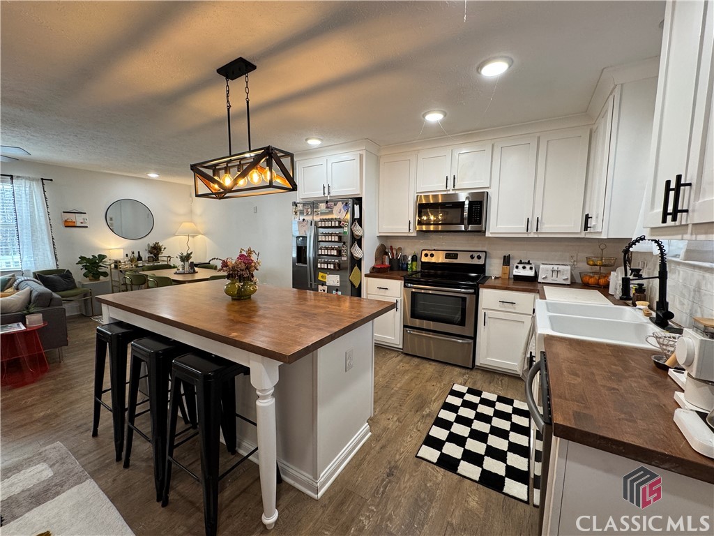 112 Magnolia Terrace