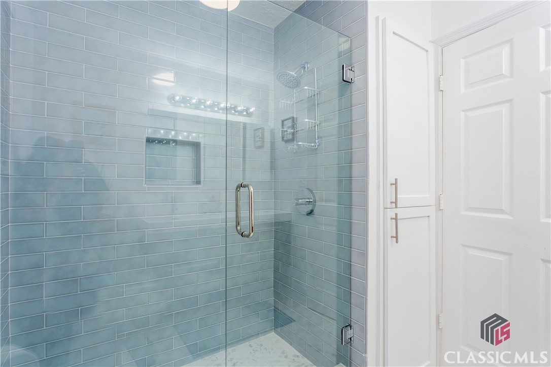 112 Magnolia Terrace