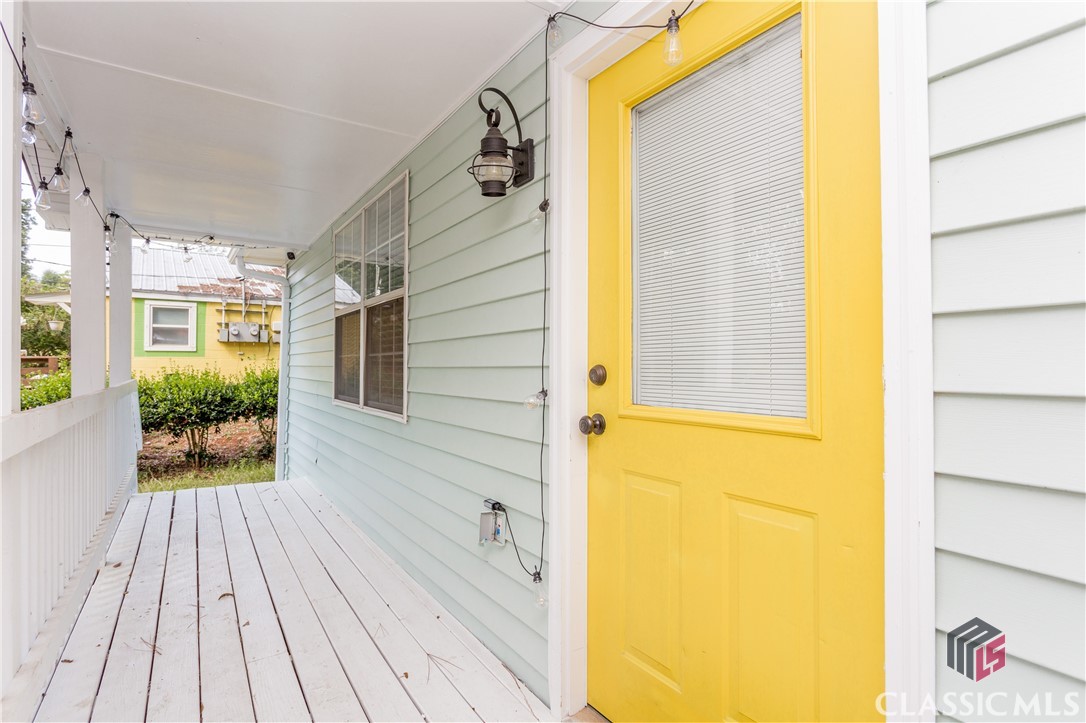 112 Magnolia Terrace