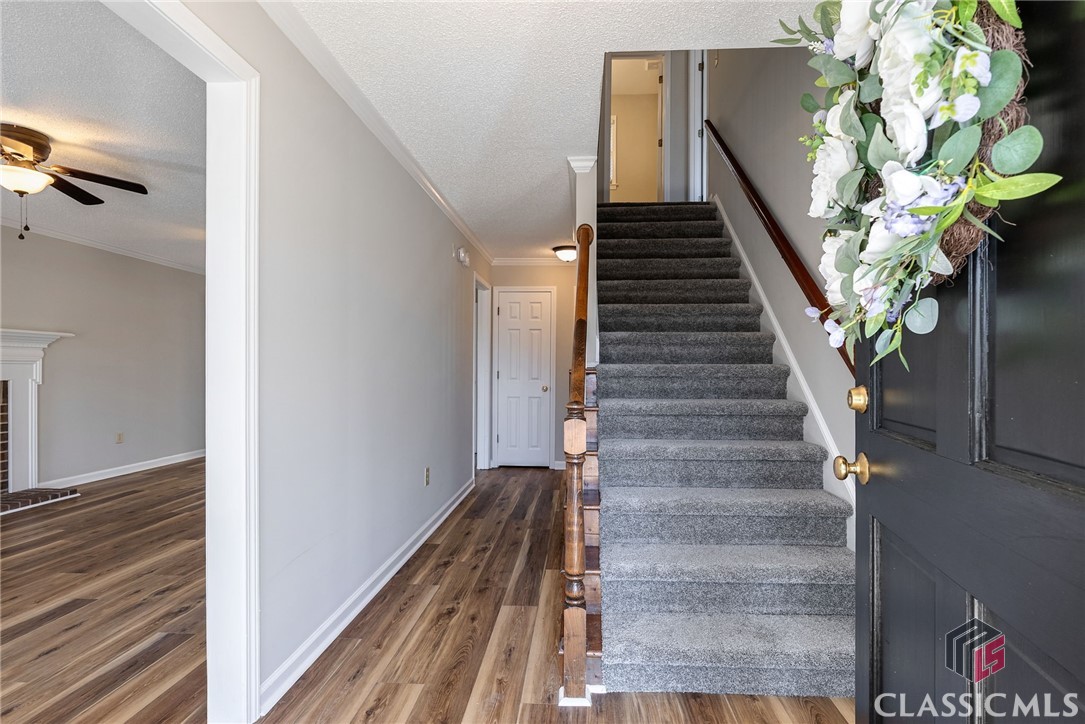 1030 Canyon Creek Road