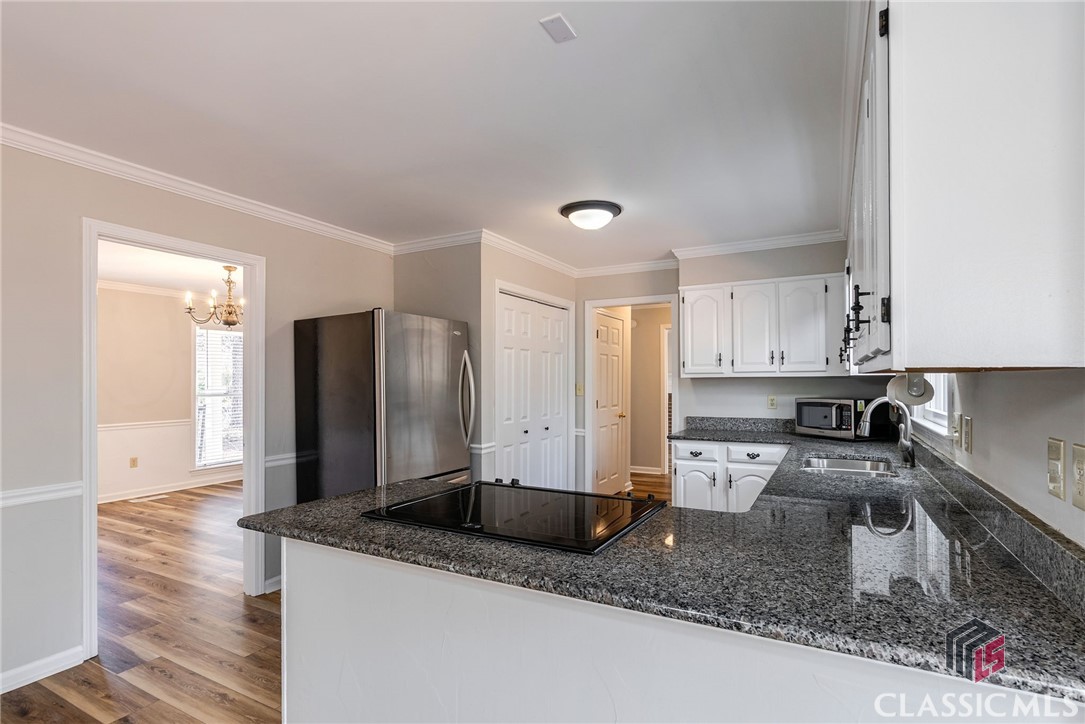 1030 Canyon Creek Road