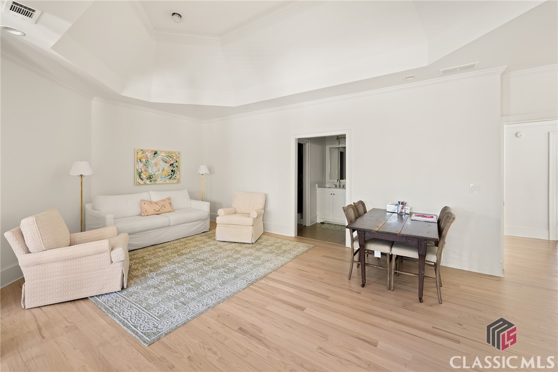 1260 W Fitzgerald Lane