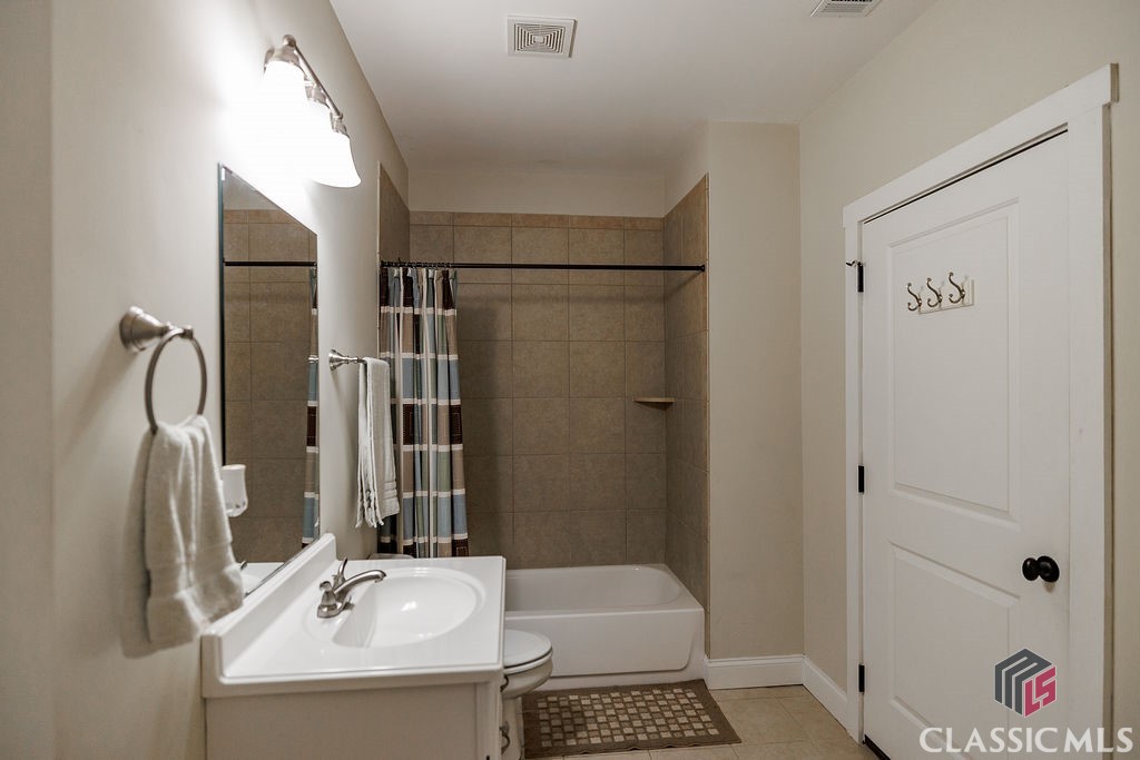 433 Bear Creek Lane