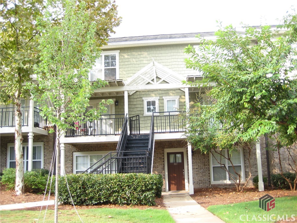 490 Barnett Shoals Road 815